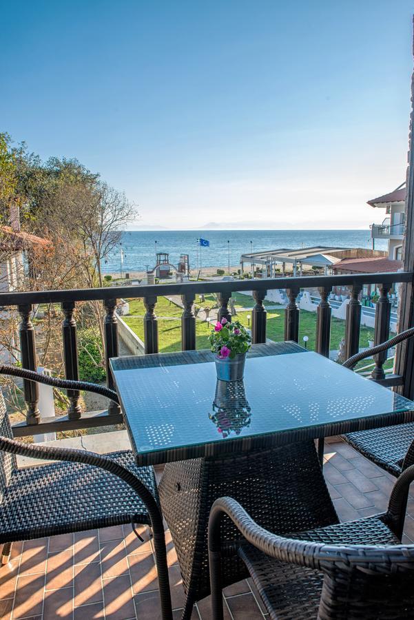 Georgalas Sun Beach Rooms Nea Kallikrateia Exterior photo