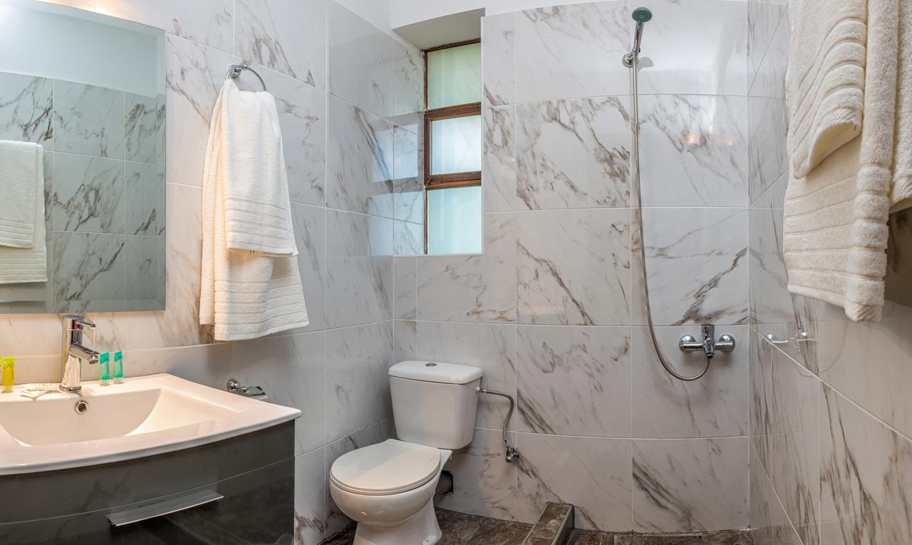 Georgalas Sun Beach Rooms Nea Kallikrateia Exterior photo