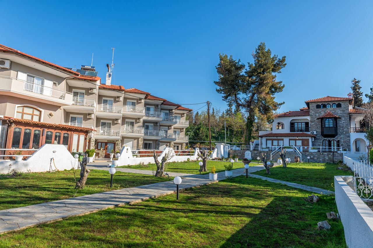 Georgalas Sun Beach Rooms Nea Kallikrateia Exterior photo