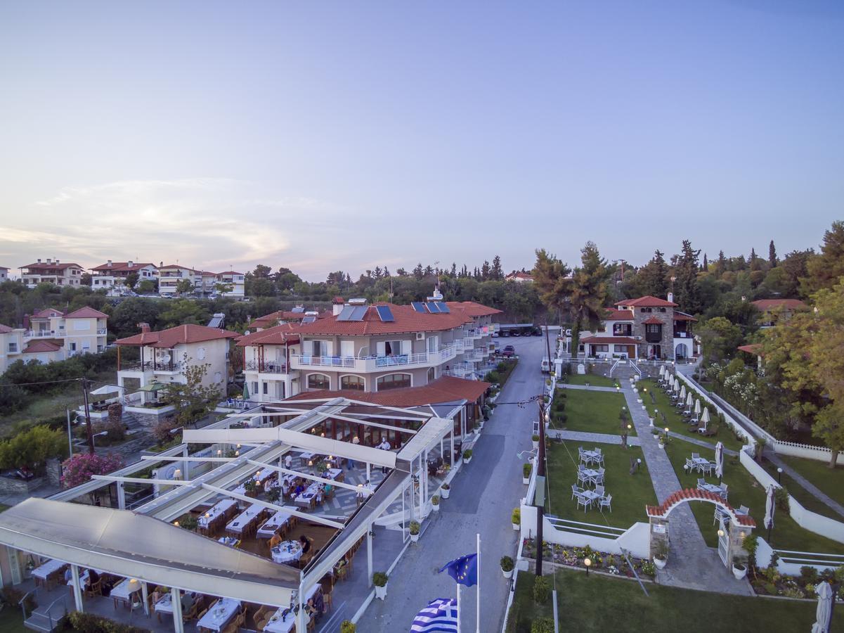 Georgalas Sun Beach Rooms Nea Kallikrateia Exterior photo